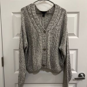 Forever 21 Cropped Sweater/Cardigen